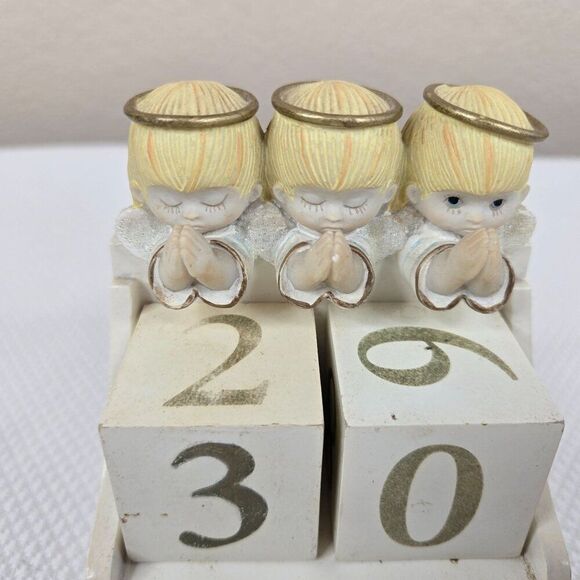 Vintage Hallmark Marys Angels Perpetual Calendar Wooden Block Desk Set - Picture 2 of 8